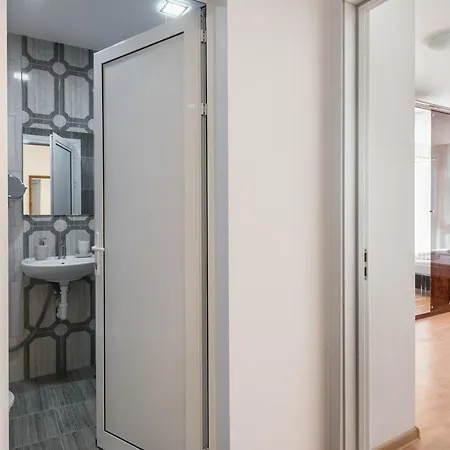 Apartment Unique With Pool And Sauna