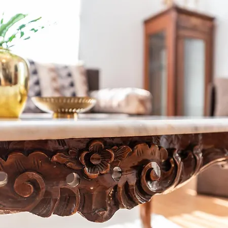 Unique With Pool And Sauna Apartment