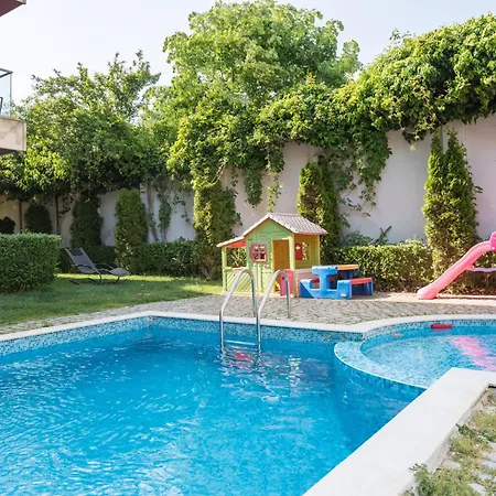 Apartman Unique With Pool And Sauna Várna